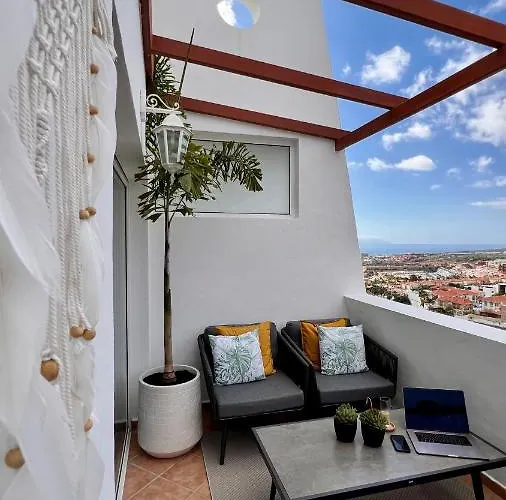 Апартаменты Crystal Chill , South Tenerife