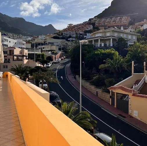 Crystal Chill , South Tenerife *
