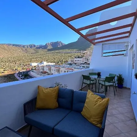 Crystal Chill , South Tenerife