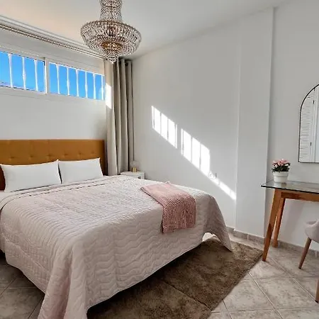 Crystal Chill , South Tenerife Apartment Costa Adeje (Tenerife)