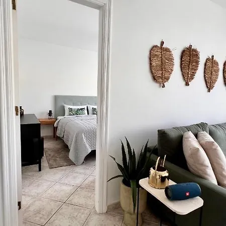 Crystal Chill , South Tenerife Apartment *