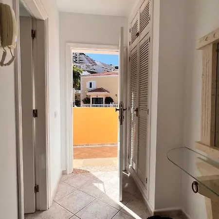 Апартаменты Crystal Chill , South Tenerife *